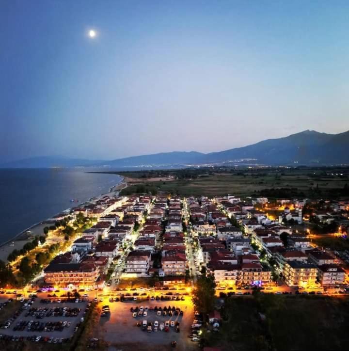 Villa Konstantinos Olympiakí Aktí Exteriér fotografie