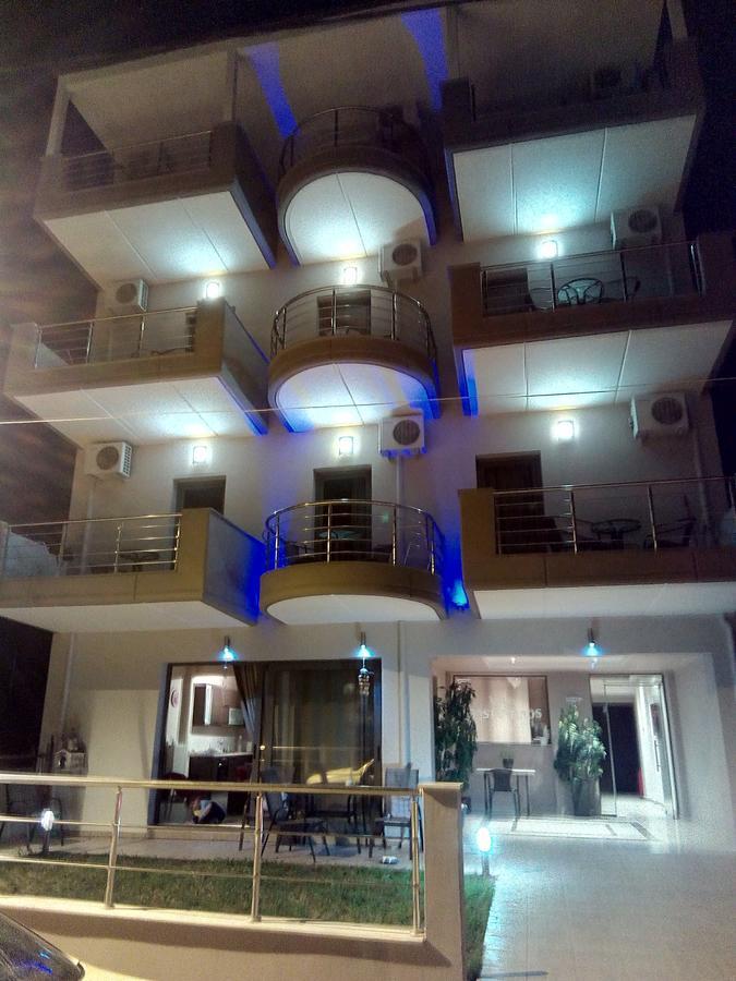 Villa Konstantinos Olympiakí Aktí Exteriér fotografie